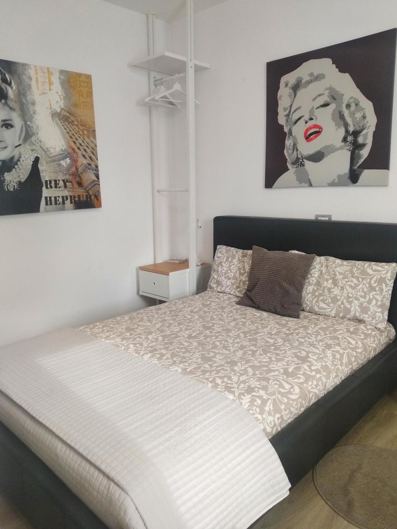 H5-5H Luxury Room Maranello Pokoj fotografie