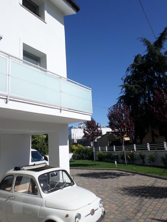 H5-5H Luxury Room Maranello Exteriér fotografie